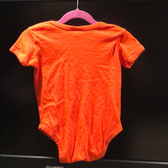 Boise State Broncos Onesie - Picture 4 of 4